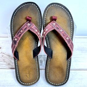Clark’s Burgundy Genuine Leather Flip Flops Sandals Western Boho Comfy Size 7M